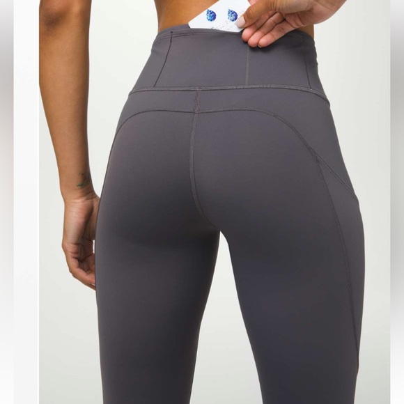 Lululemon Fast and Free Tight II 25" *Non-Reflective Nulux size 10 - Picture 4 of 13